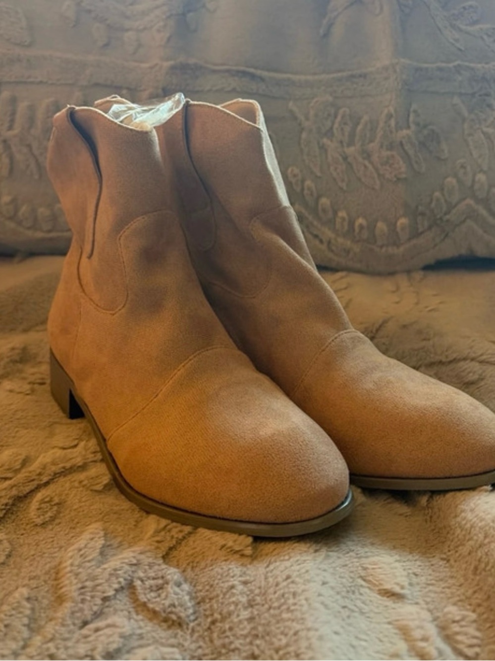 Women's Tan Suede Ankle Boots - Brand Unknown
